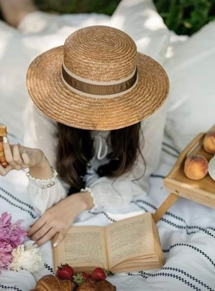 * Cottagecore themed Picnic