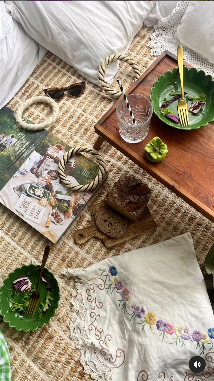 * Cottagecore themed Picnic