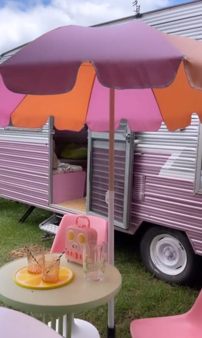 Air B&B Retro Glamping!