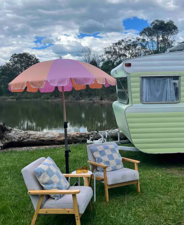 Horse Riding +lakeside retro Glamping (Mid week special! )